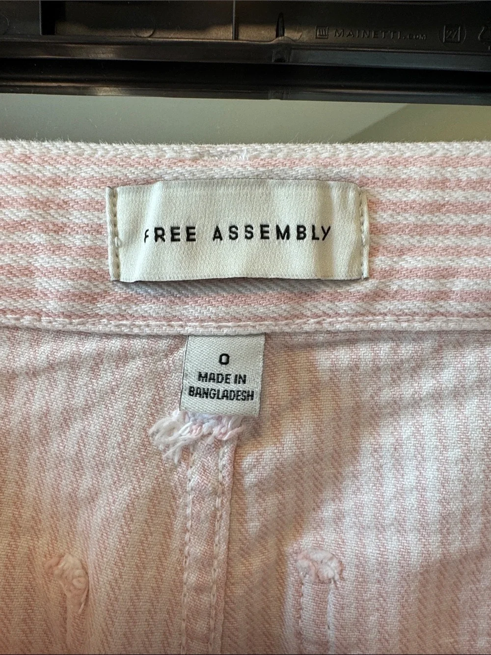 Free Assembly wide leg